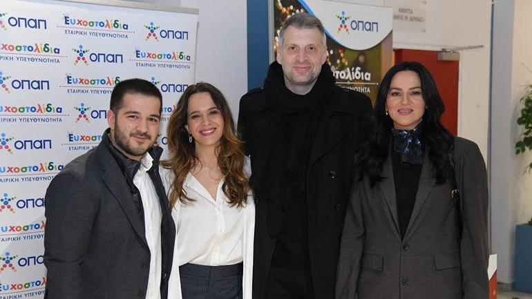  Οι Παναγής Τζωρτζάτος, Ελιάνα Χρυσικοπούλου, Θοδωρής Παπαλουκάς, Ζενεβιέβ Μαζαρί, οι οποίοι συμμετείχαν στα Ευχοστολίδια