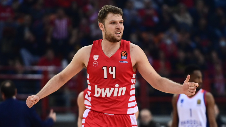 Basket League: MVP της 16ης αγωνιστικής ο Βεζένκοφ