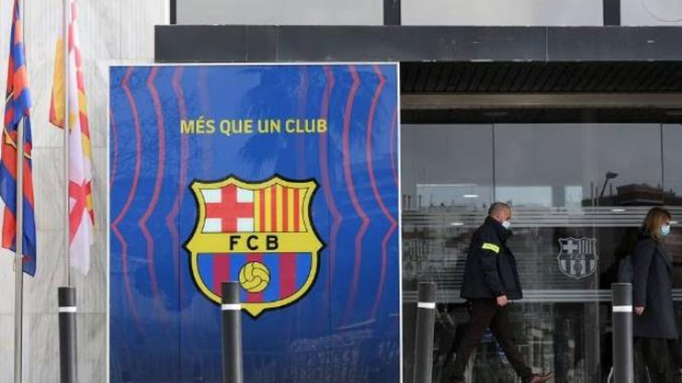 Ρεπορτάζ-βόμβα: Η Μπαρτσελόνα έδωσε 1,4 εκατομμύρια σε εταιρεία διαιτητή – Τι απαντούν οι Καταλανοί