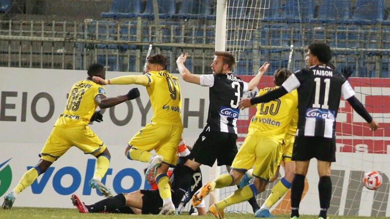 «Συγγνώμη» της ΚΕΔ στον ΠΑΟΚ για το γκολ στην Τρίπολη, τιμωρούνται οι διαιτητές στο VAR