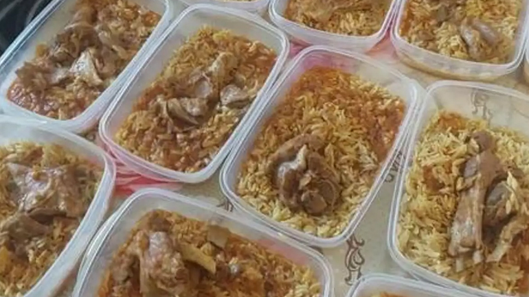 Αγρίνιο: Έχασε γιο και αδερφή και αντί για μνημόσυνο πρόσφερε κρέας την Τσικνοπέμπτη