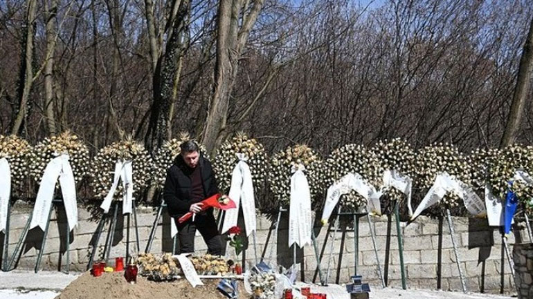 Την οικογένεια του πιλότου Στάθη Τσιτλακίδη επισκέφθηκε ο Νίκος Ανδρουλάκης