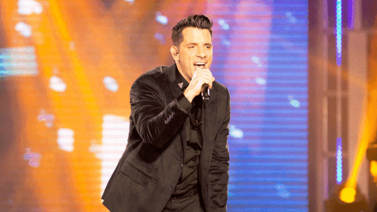 O Θοδωρής Φέρρης εξομολογείται: «Με έβγαλαν από το σχήμα για να βάλουν άλλον τραγουδιστή»