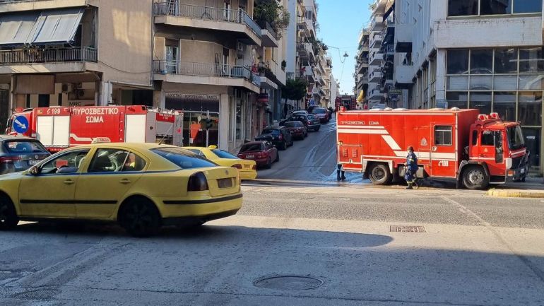 Πυρκαγιά σε διαμέρισμα στους Αμπελόκηπους – Με εκτεταμένα εγκαύματα μία 30χρονη