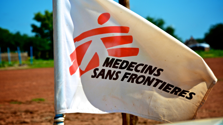 Φάλαγγα οχημάτων των Γιατρών χωρίς Σύνορα εισήλθε στη βορειονατολική Συρία μεταφέροντας βοήθεια στους σεισμοπαθείς