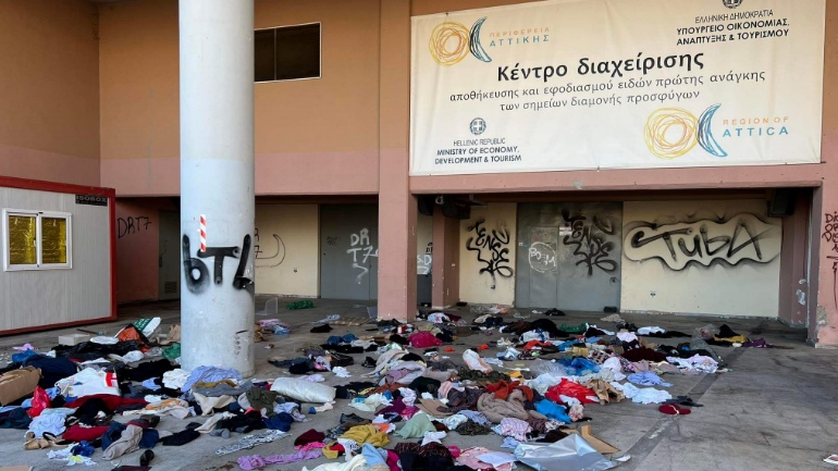 Καταγγελία: Πέταξαν την βοήθεια για τους σεισμόπληκτους της Τουρκίας