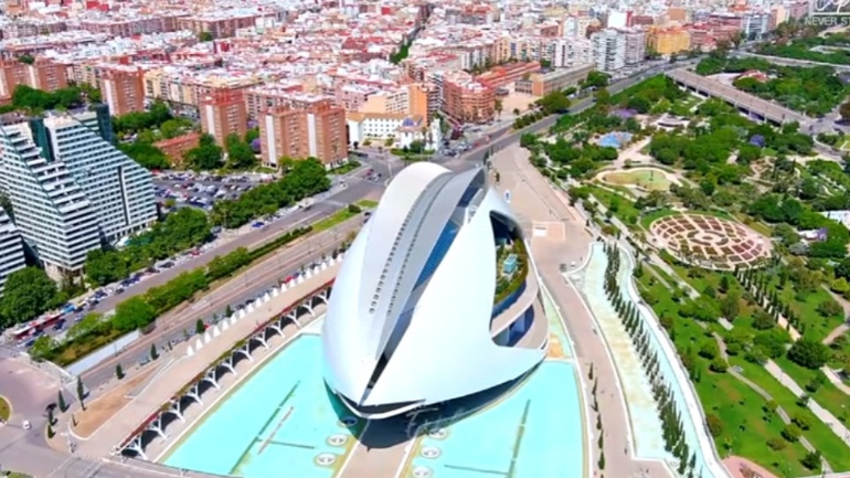 Γνωρίστε τη Βαλένθια, μια από τις ωραιότερες πόλεις της Ισπανίας