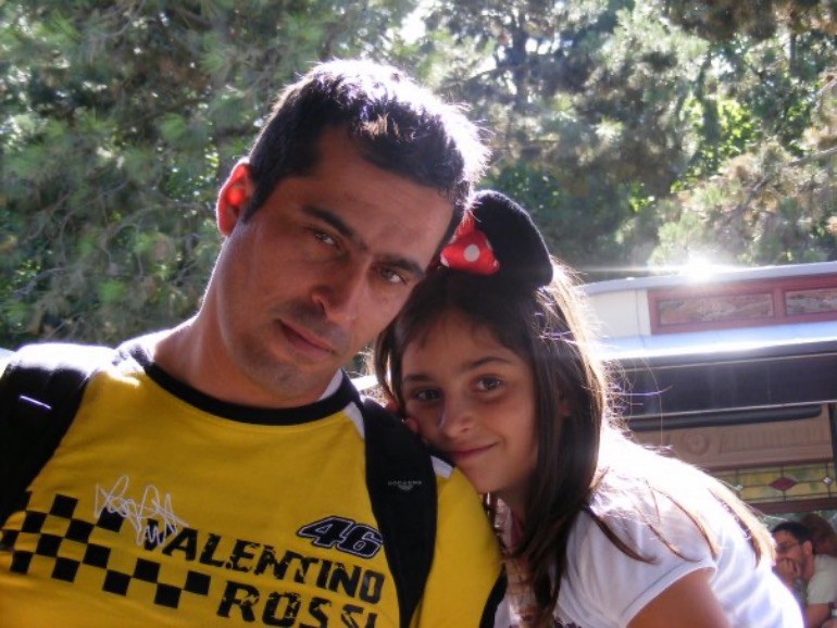 Ο πατέρας και η αδελφή του Μίλτου Τεντόγλου