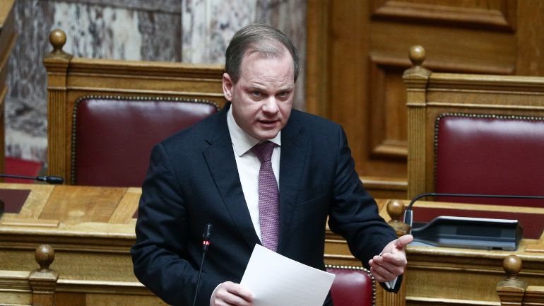 Καραμανλής για το τραινάκι του Βόλου: Προτεραιότητά μας η ασφάλεια