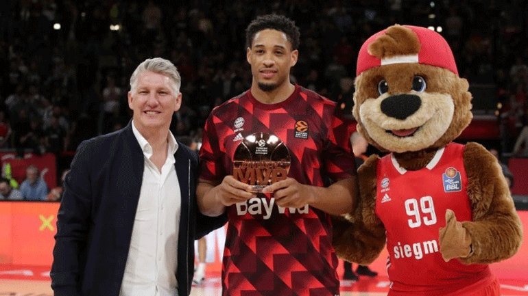 Μπάγερν Μονάχου: Υπεβλήθη σε εγχείρηση στον Αχίλλειο τένοντα ο Ογκάστιν Ρούμπιτ