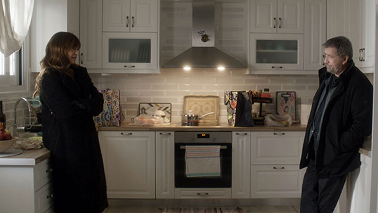 Κάνε ότι κοιμάσαι: Είναι ο Λάκης ο δολοφόνος του Χριστόφορου;