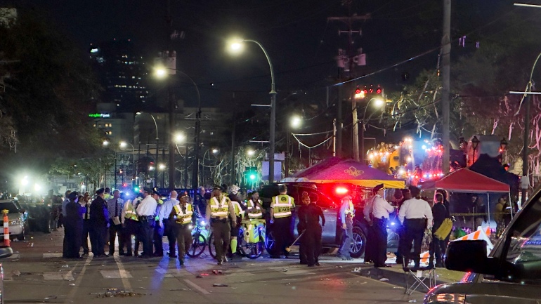 ΗΠΑ: Ένας νεκρός και τέσσερις τραυματίες από πυροβολισμούς σε καρναβαλική παρέλαση στη Νέα Ορλεάνη