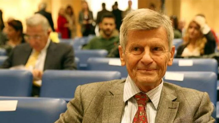 Πέθανε ο επιφανής Έλληνας ιστορικός Γιώργος Δερτιλής Πέθανε ο επιφανής Έλληνας ιστορικός Γιώργος Δερτιλής