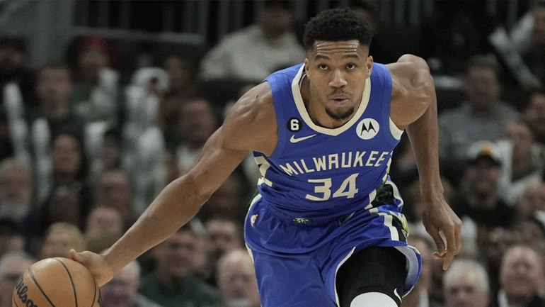 NBA: Καθησυχαστικά τα αποτελέσματα των εξετάσεων του Αντετοκούνμπο