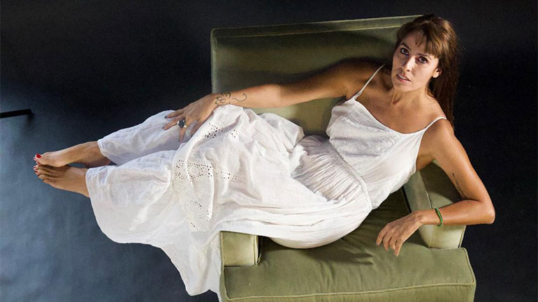 Η Σαλίνα Γαβαλά μοιράζεται «Το επόμενό της δάκρυ»