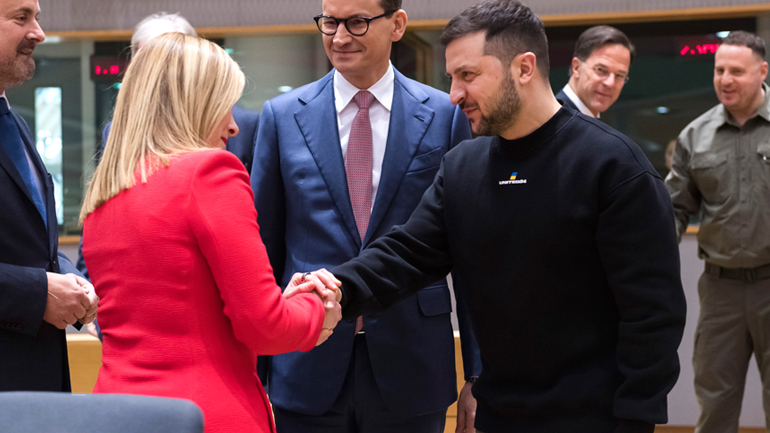 Μελόνι σε Ζελένσκι: «H Ιταλία παρέχει πλήρη στήριξη στην Ουκρανία»