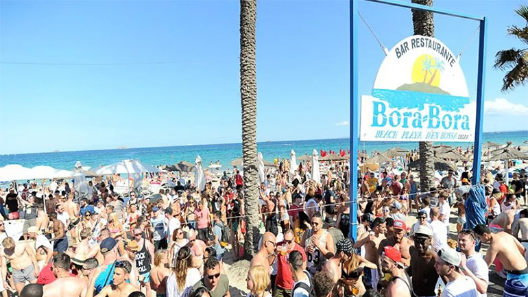 Tο θρυλικό κλαμπ «Bora Bora» στην Ίμπιζα κατεδαφίστηκε έπειτα από 40 χρόνια