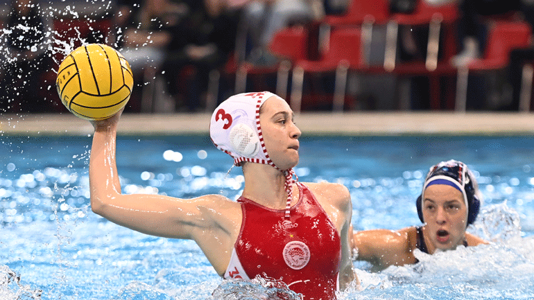 Πόλο γυναικών: «Καθάρισε» το ντέρμπι ο Ολυμπιακός, 13-7 τη Βουλιαγμένη