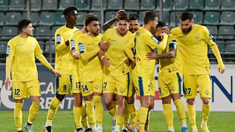 Super League: Απάντηση Παναιτωλικού στον Ιωνικό