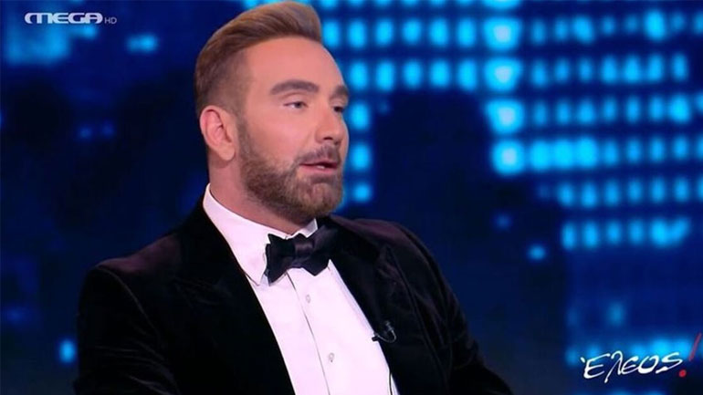 Νίκος Κοκλώνης για τις οικονομικές δυσκολίες: «Αφού παραδίδω σπίτια, αυτοκίνητα, βρίσκομαι στο μηδέν» Νίκος Κοκλώνης για τις οικονομικές δυσκολίες: «Αφού παραδίδω σπίτια, αυτοκίνητα, βρίσκομαι στο μηδέν»