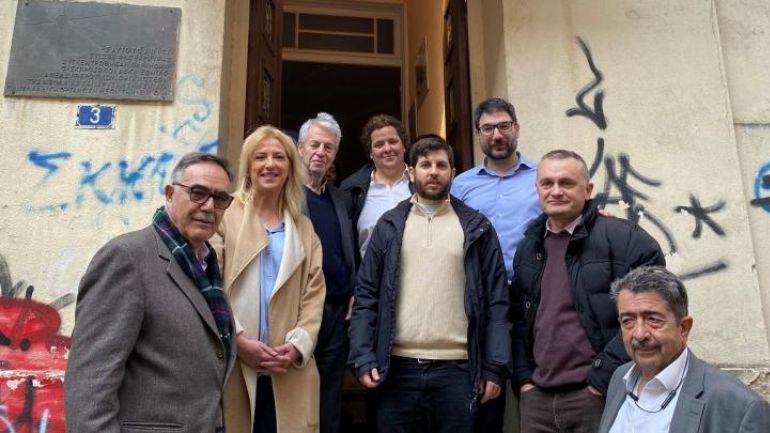 ΣΥΡΙΖΑ: Φόρο τιμής για τα 80 χρόνια ίδρυσης της ΕΠΟΝ απέτισαν Κ. Βλαχάκης, Ν. Ηλιόπουλος και Ρ. Δούρου