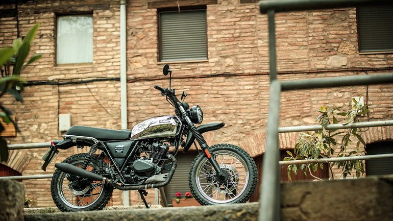 Scrambler πρόταση από την Brixton με την Felsberg 125 XC
