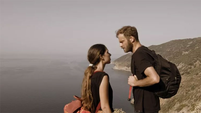 «Θολή Γραμμή»: Μια ταινία του Μένιου Καραγιάννη με τον Όμηρο Πουλάκη και την Ηλιάνα Μαυρομάτη