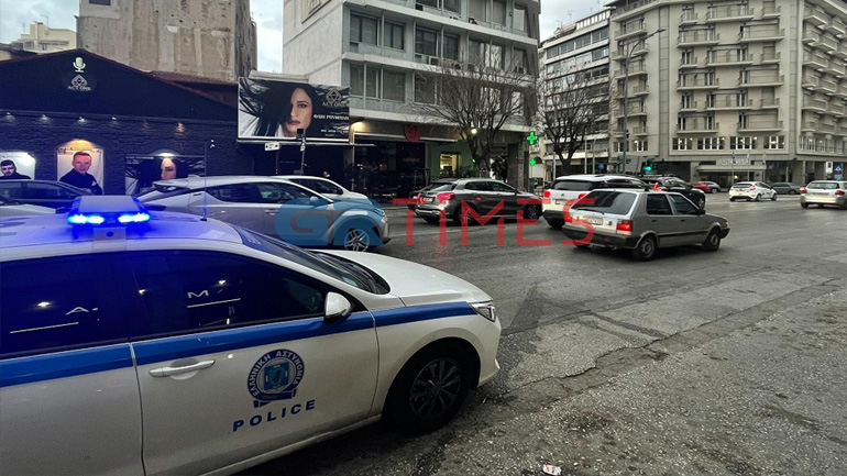 Μηχανή παρέσυρε πεζή στο κέντρο της Θεσσαλονίκης