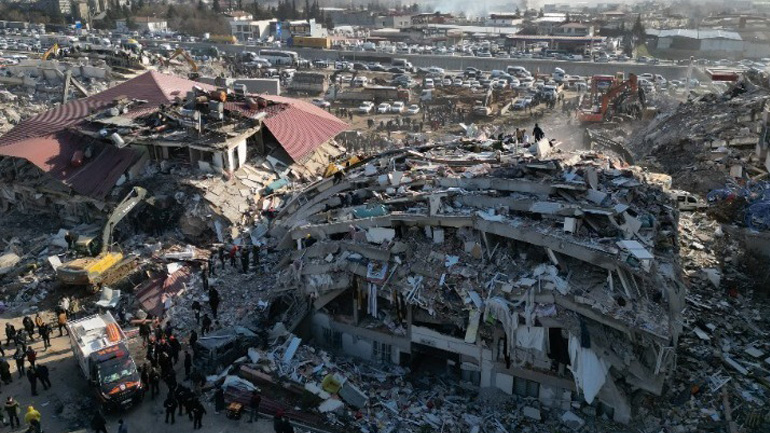 Η Τουρκία εκδίδει κανόνες ανοικοδόμησης για τις σεισμόπληκτες περιοχές