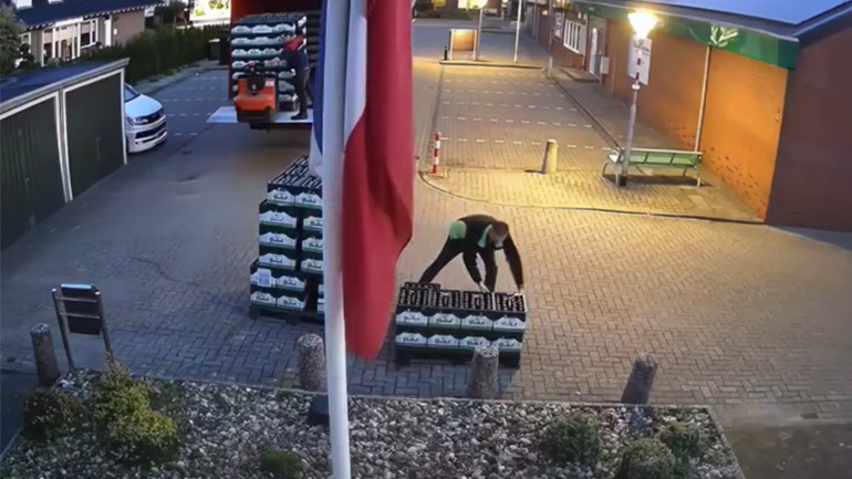 Από το κακό στο χειρότερο