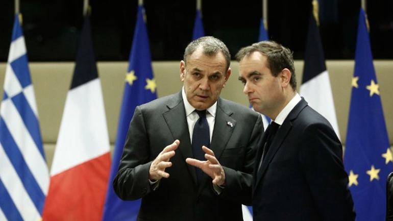 Συνάντηση του Ν. Παναγιωτόπουλου με τον Γάλλο ομόλογό του