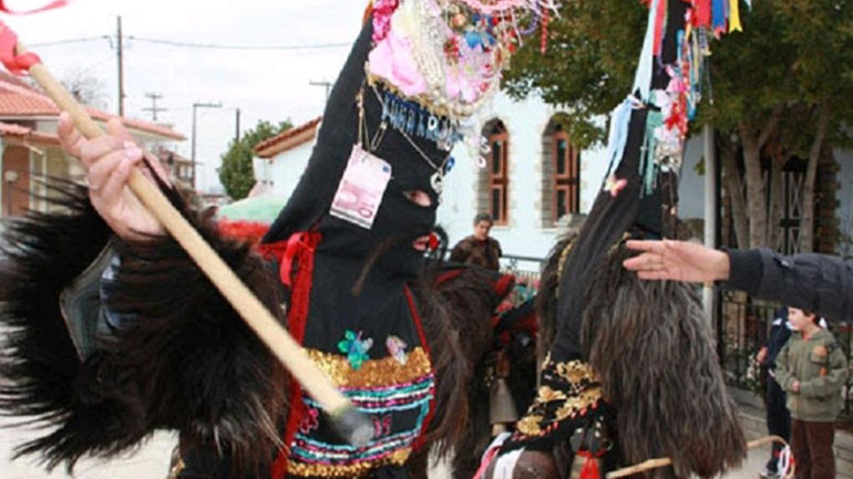 Σέρρες: Αναβιώνει το έθιμο του «Μπαμπόγερου» στο Φλάμπουρο