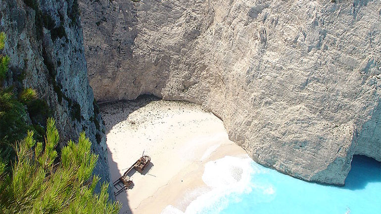 Το ζακυνθινό καρναβάλι, το λαϊκό θέατρο και οι «Ομιλίες»
