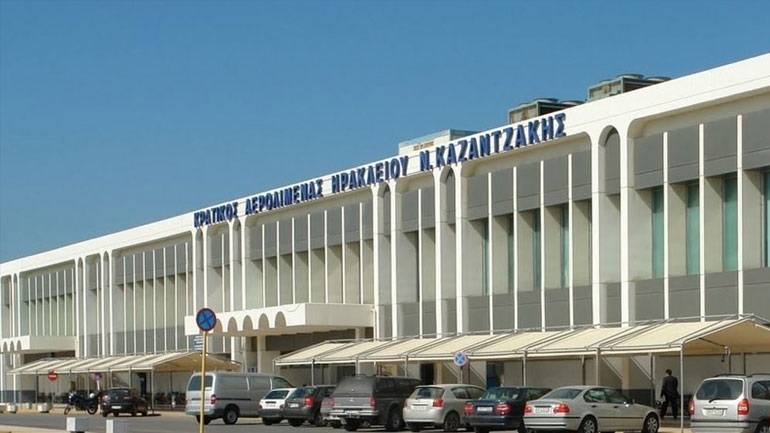 Θυελλώδεις άνεμοι στο αεροδρόμιο Ηρακλείου: Ακυρώθηκαν πτήσεις – Καθηλώθηκαν εκατοντάδες επιβάτες