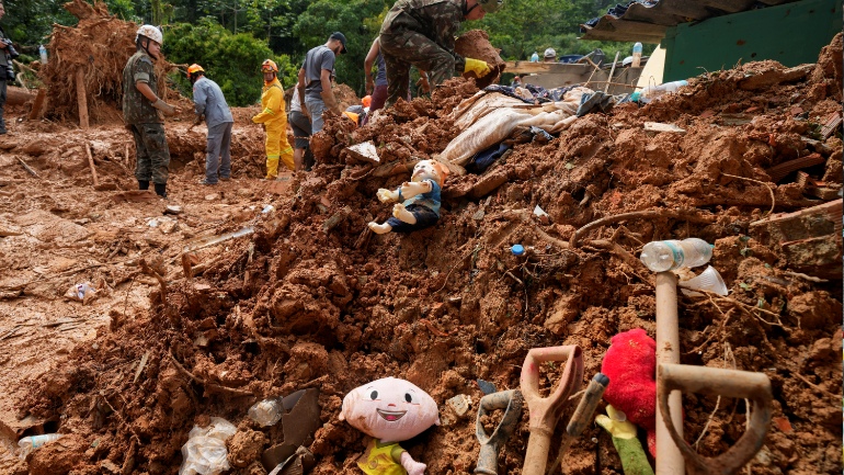 Βραζιλία: 64 οι νεκροί από τις πλημμύρες, σύμφωνα με νεότερο απολογισμό
