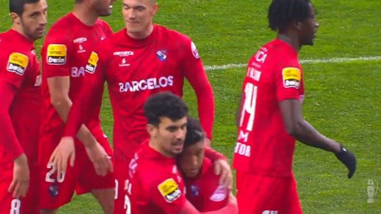 Πορτογαλία: Η Ζιλ Βισέντε «άλωσε» το «Ντραγκάο» κι έστειλε την Μπενφίκα στο +8