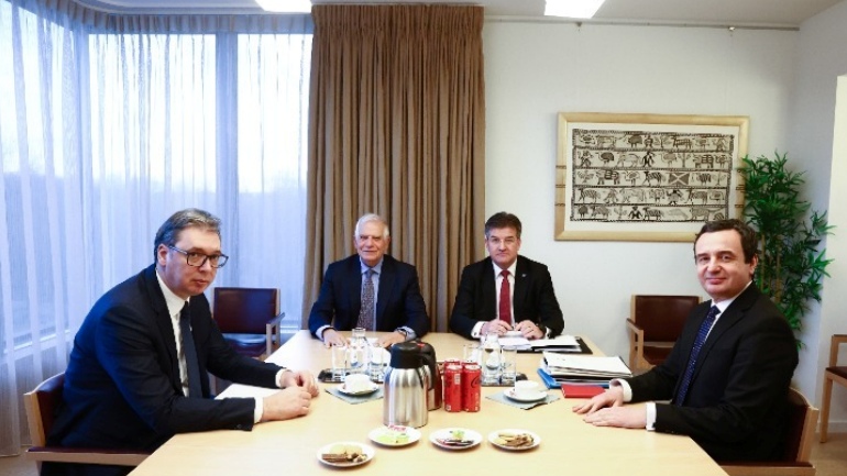 Βούτσιτς και Κούρτι έδωσαν τη συγκατάθεσή τους για την υλοποίηση του ευρωπαϊκού σχεδίου για το Κόσοβο