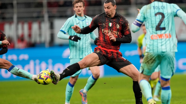 Ιταλία: Ο Ιμπραΐμοβιτς επέστρεψε στους αγώνες της Μίλαν, 9 μήνες μετά την επέμβαση στο γόνατό του