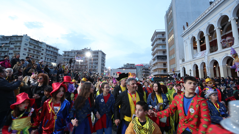 Πάτρα Καρναβάλι: «Πρωταγωνίστησε» το αλκοόλ – Τι δείχνουν τα στοιχεία