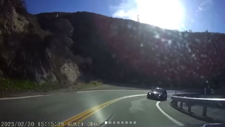 Την είδε ραλίστας σε δημόσιο δρόμο και καρφώθηκε στο Miata