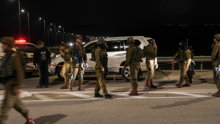 Δυτική Όχθη: «Πογκρόμ» σε παλαιστινιακό χωριό – Η ένταση μεγαλώνει παρά τις υποσχέσεις για αποκλιμάκωση