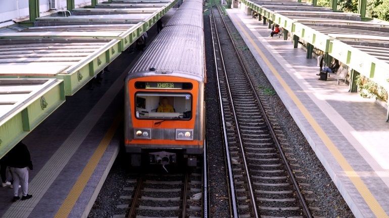 Αναστέλλεται η στάση εργασίας στη γραμμή 1 του Μετρό (ΗΣΑΠ) μετά τη σιδηροδρομική τραγωδία στα Τέμπη – Στις 10:30 ξεκινούν τα δρομολόγια