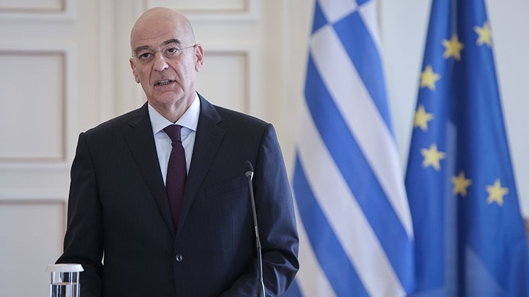 Τηλεφωνική επικοινωνία Ν. Δένδια με ομολόγους του για την τραγωδία στα Τέμπη