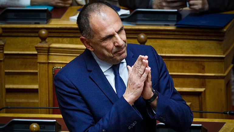 Γεραπετρίτης: Ζητώ «συγγνώμη» από τις οικογένειες των θυμάτων