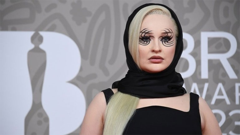 Κιμ Πέτρας: «θα πέθαινα για να συνεργαστώ με τη Μαντόνα»