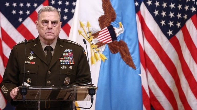 Ο στρατηγός Μαρκ Μίλι επισκέφθηκε αιφνιδιαστικά μια Αμερικανική βάση στη βορειοανατολική Συρία