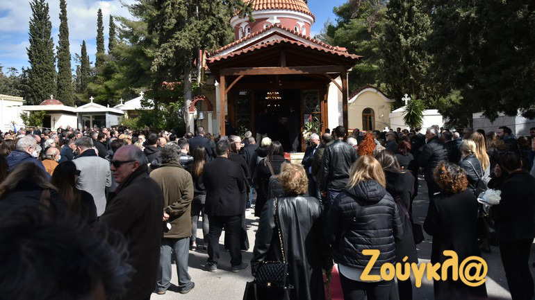 Τέμπη: Το τελευταίο «αντίο» στον μηχανοδηγό της εμπορικής αμαξοστοιχίας – Στην κηδεία ο Κ. Μητσοτάκης