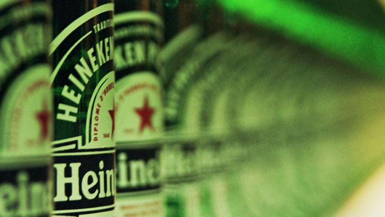Η Heineken επιμένει… ρωσικά με τα σήματα Botsjkarev και Ochota en Tri Medvjedja