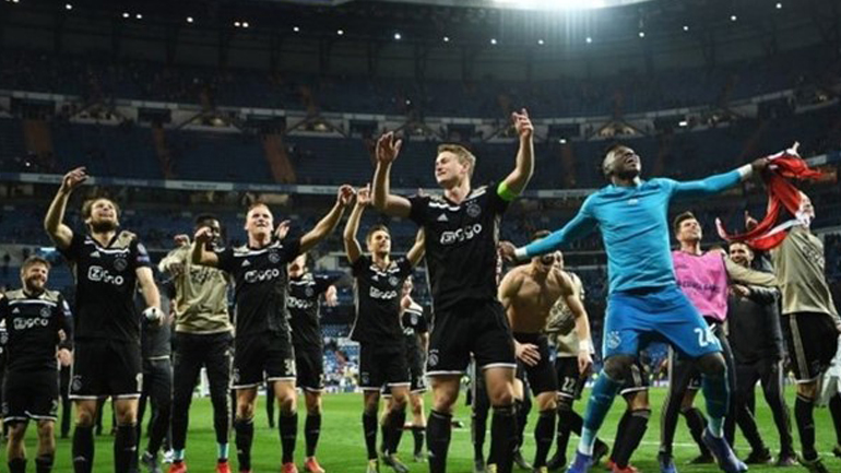 Κυριάκος και Αλέξης εκτός ενδεκάδας στο γήπεδο