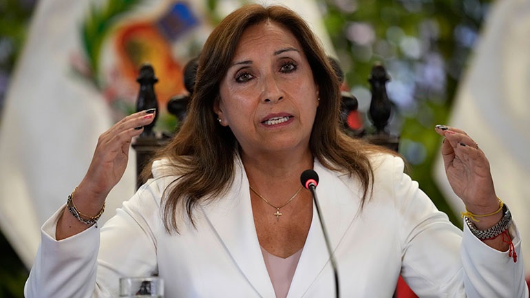 Περού: Η πρόεδρος καταθέτει στη δικαιοσύνη για την αιματηρή καταστολή των μαζικών κινητοποιήσεων